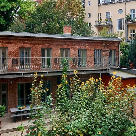 Appartamento Beautiful And Cozy Remise For Up To 6 Guests Berlino Esterno foto