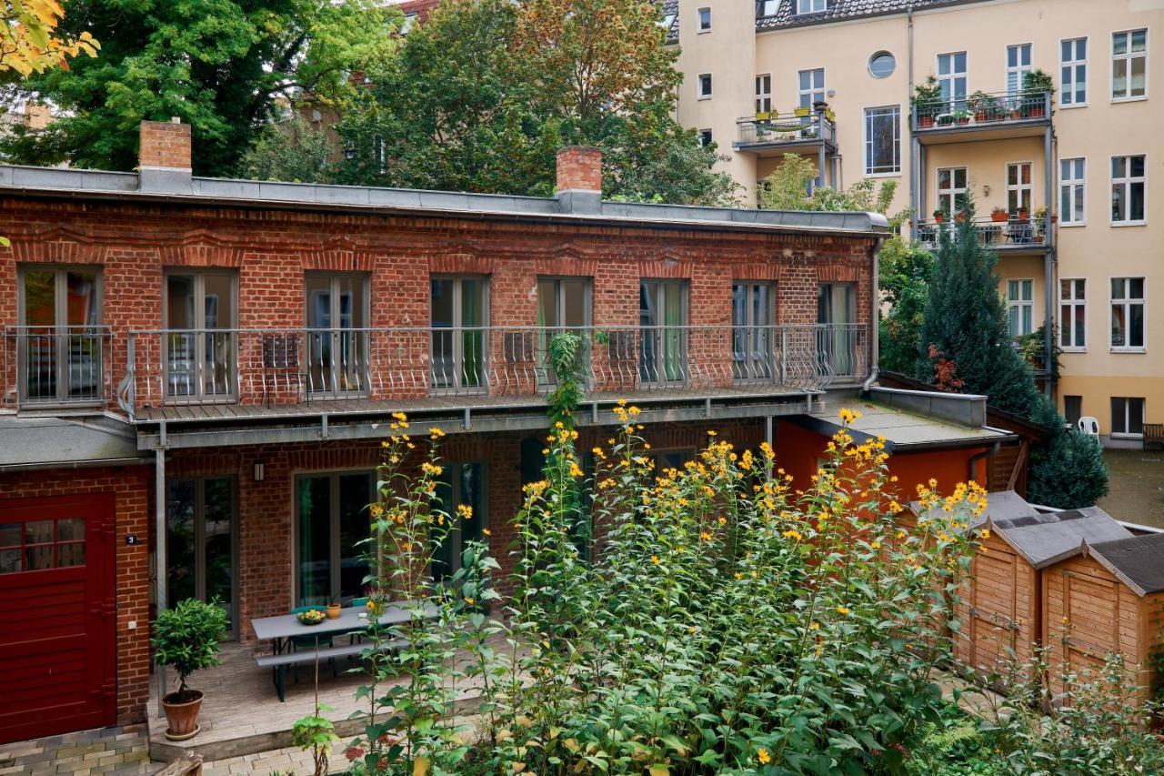Appartamento Beautiful And Cozy Remise For Up To 6 Guests Berlino Esterno foto