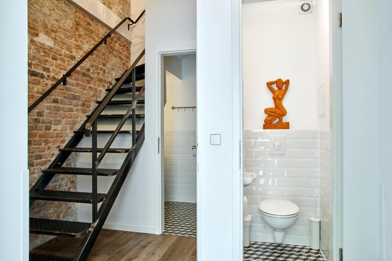 Appartamento Beautiful And Cozy Remise For Up To 6 Guests Berlino Esterno foto